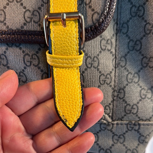 Men's Backpack - Picture 3 of 14